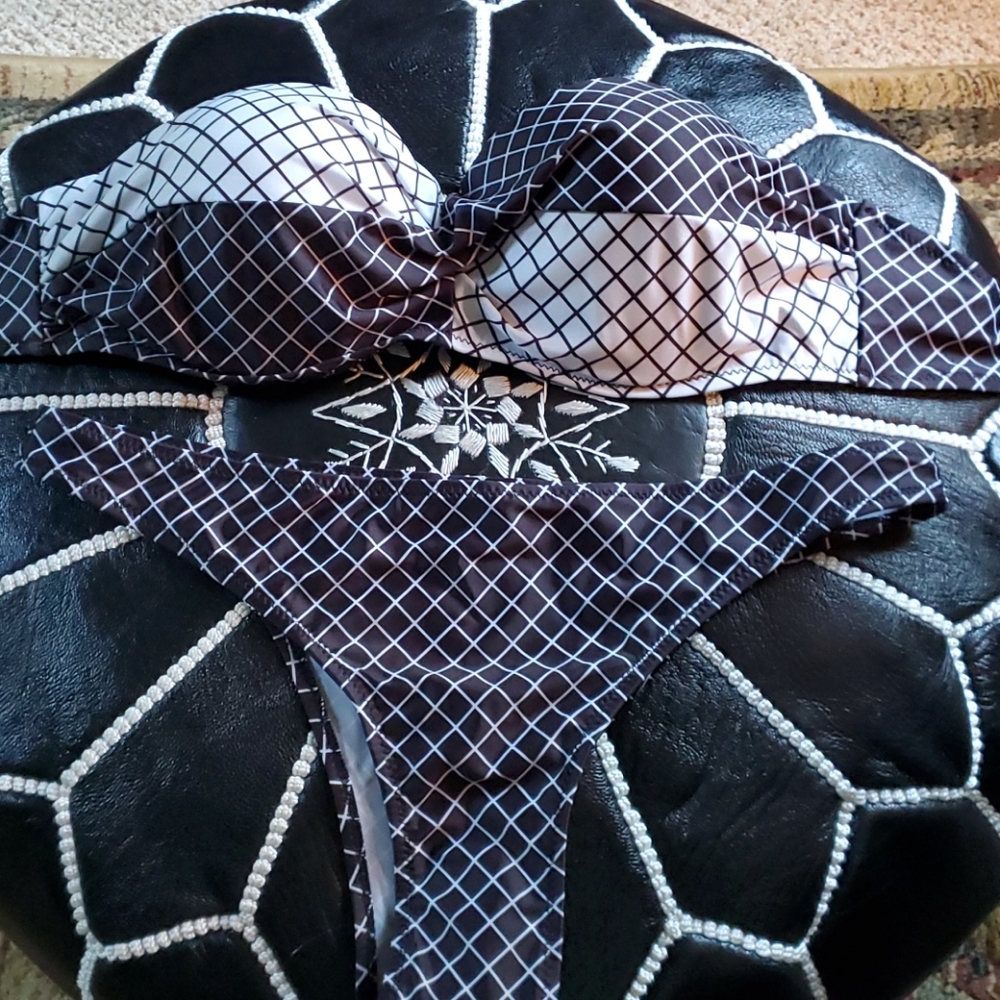 New Black/White Bikini